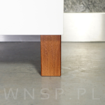 4x Noga kwadratowa bukowa 45 X 45, prosta, 10 CM, orzech z blachą montażową - 4